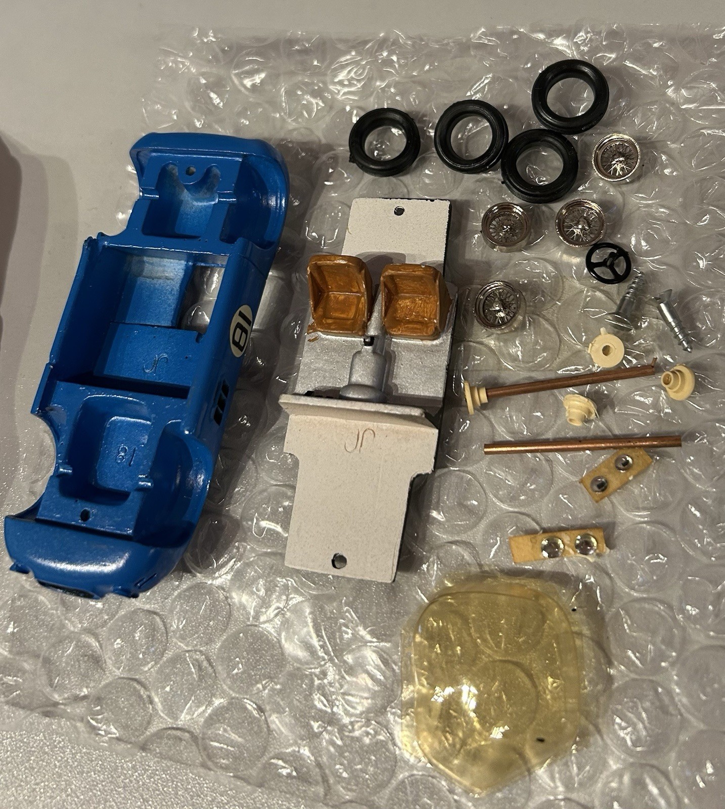 X1 Automany 1/43 Car Resin Kit – Professionally Pre-Painted, No Decals