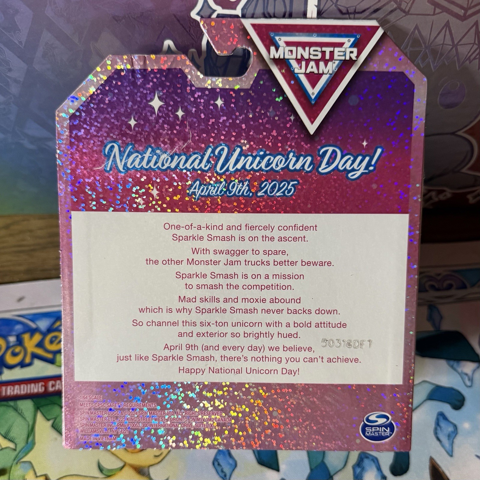SPARKLE SMASH NATIONAL UNICORN DAY MONSTER JAM LIMITED EDITION 1 OF 5000 1/64