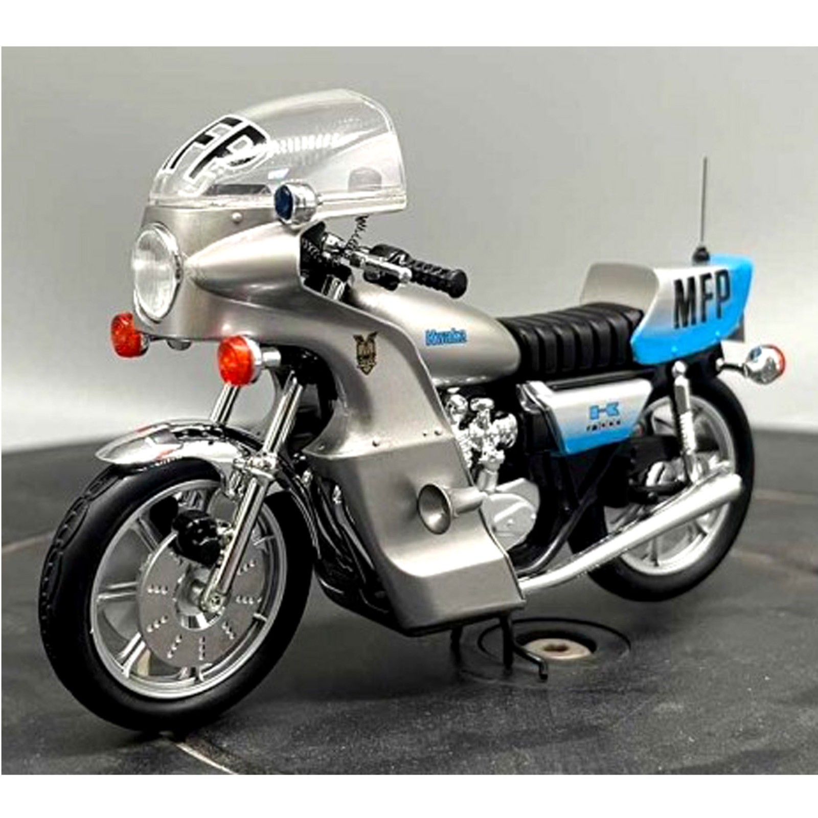 ACE 1/18 MAD MAX MOVIE GOOSE KWAKA KZ1000 MFP POLICE MOTORCYCLE RESIN – US SHIP