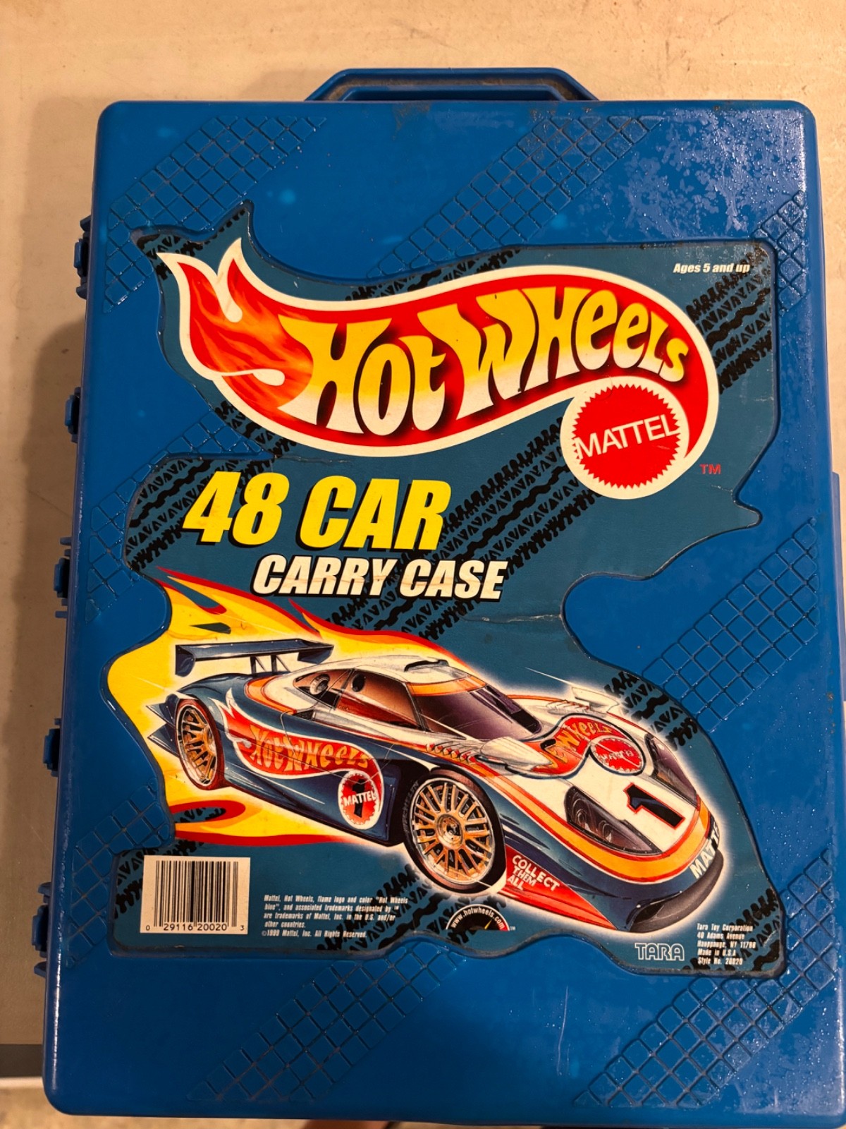 Lot of (42) Toy Vehicles Matchbox Hot Wheels Tonka & Other Misc. w/Carrying Case