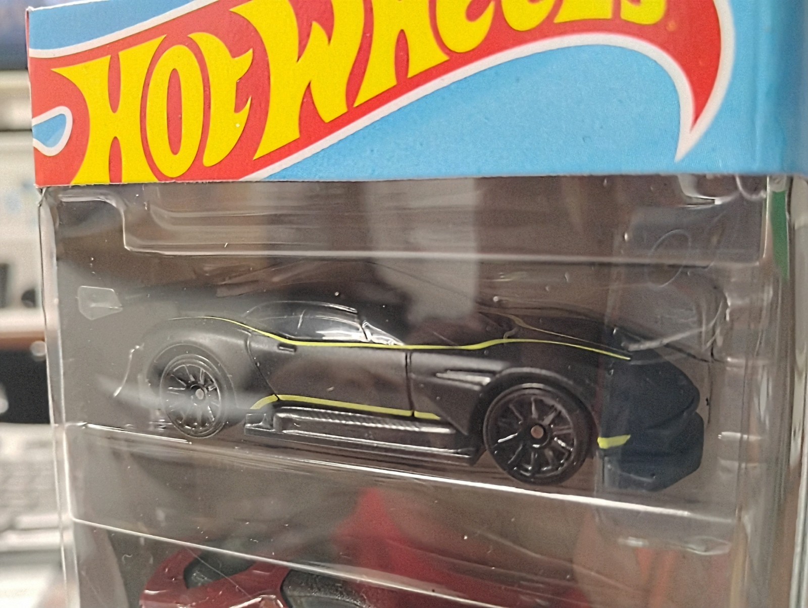 2025 Hot Wheels HW Motor Show 5 Pack Ferrari SF90 Stradale Lamborghini Huracan