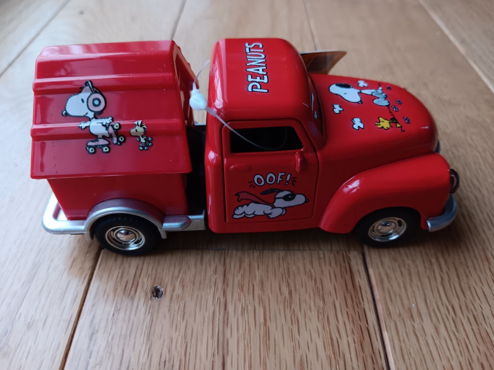 Peanuts Gang Diecast Truck Pull Back Major Trading Inc New With Tag Metal Snoopy
