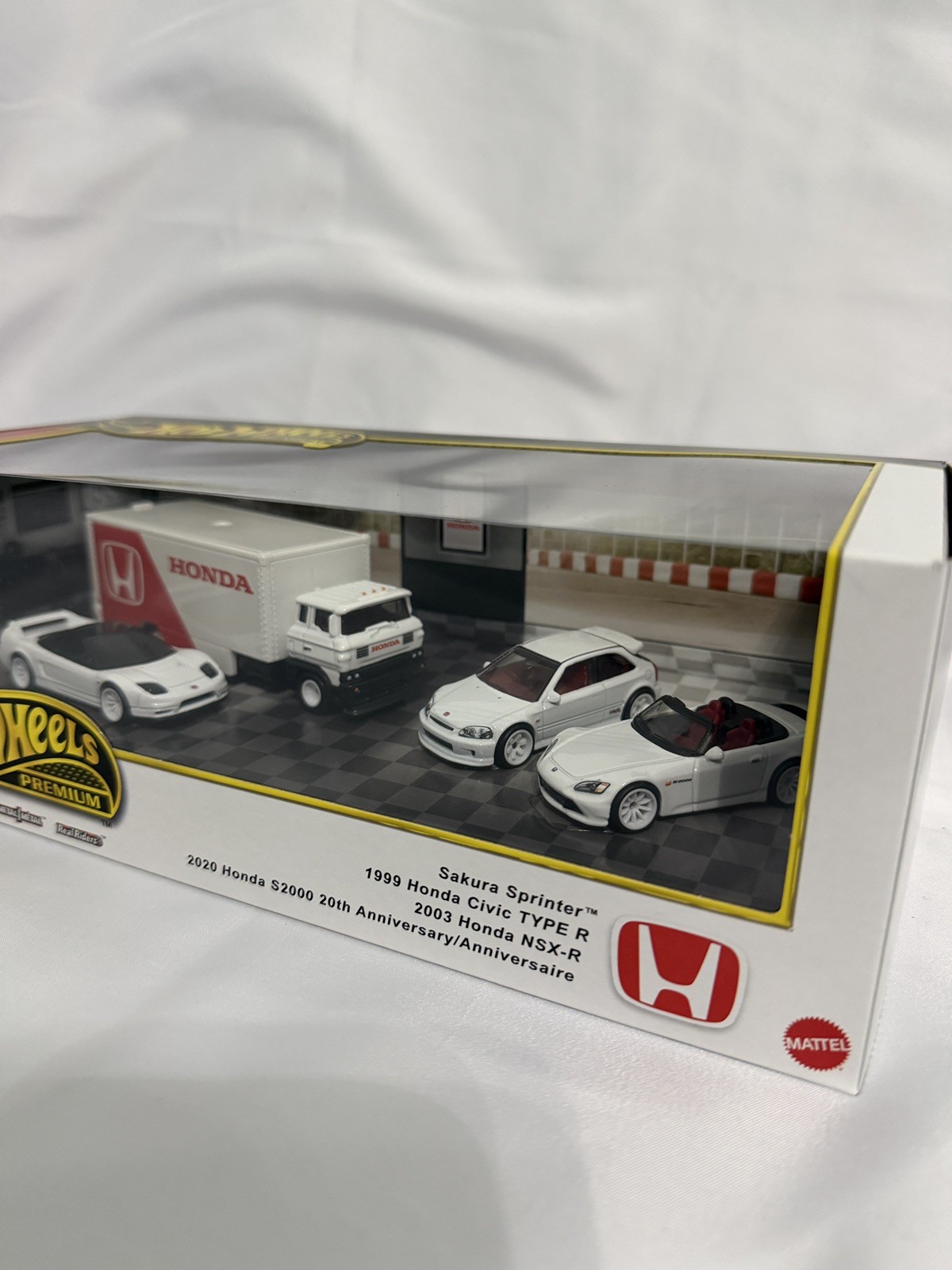 2025 Hot Wheels Premium Diorama Collector Set Honda Type R Heritage