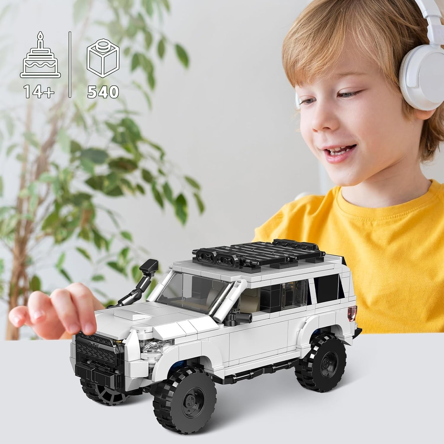 4Runner SUV SR5PRO Car Building with Container Display Box(540Pcs) Adult Collect