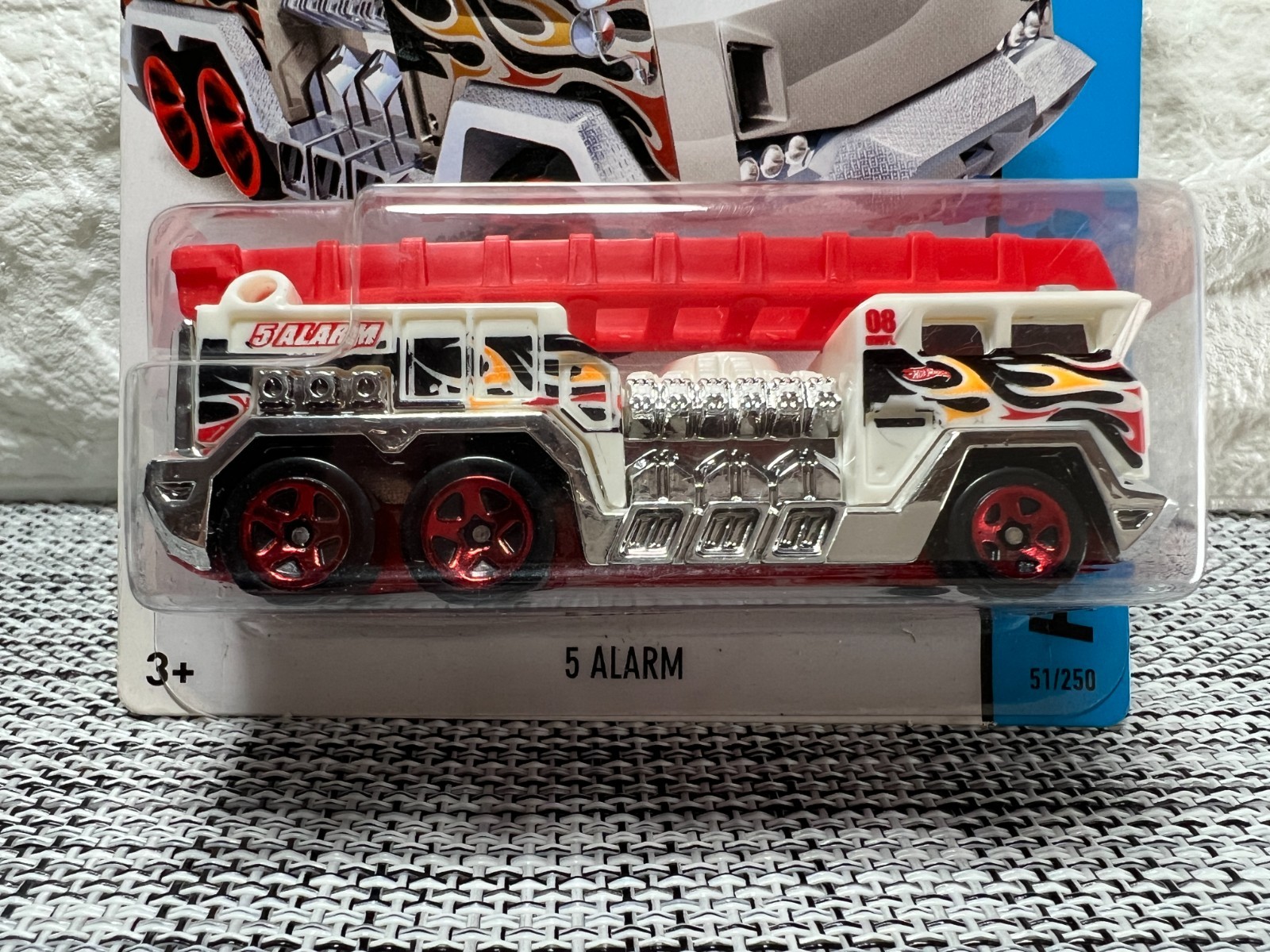 Hot Wheels HW City 5 Alarm 51/250 White/Red