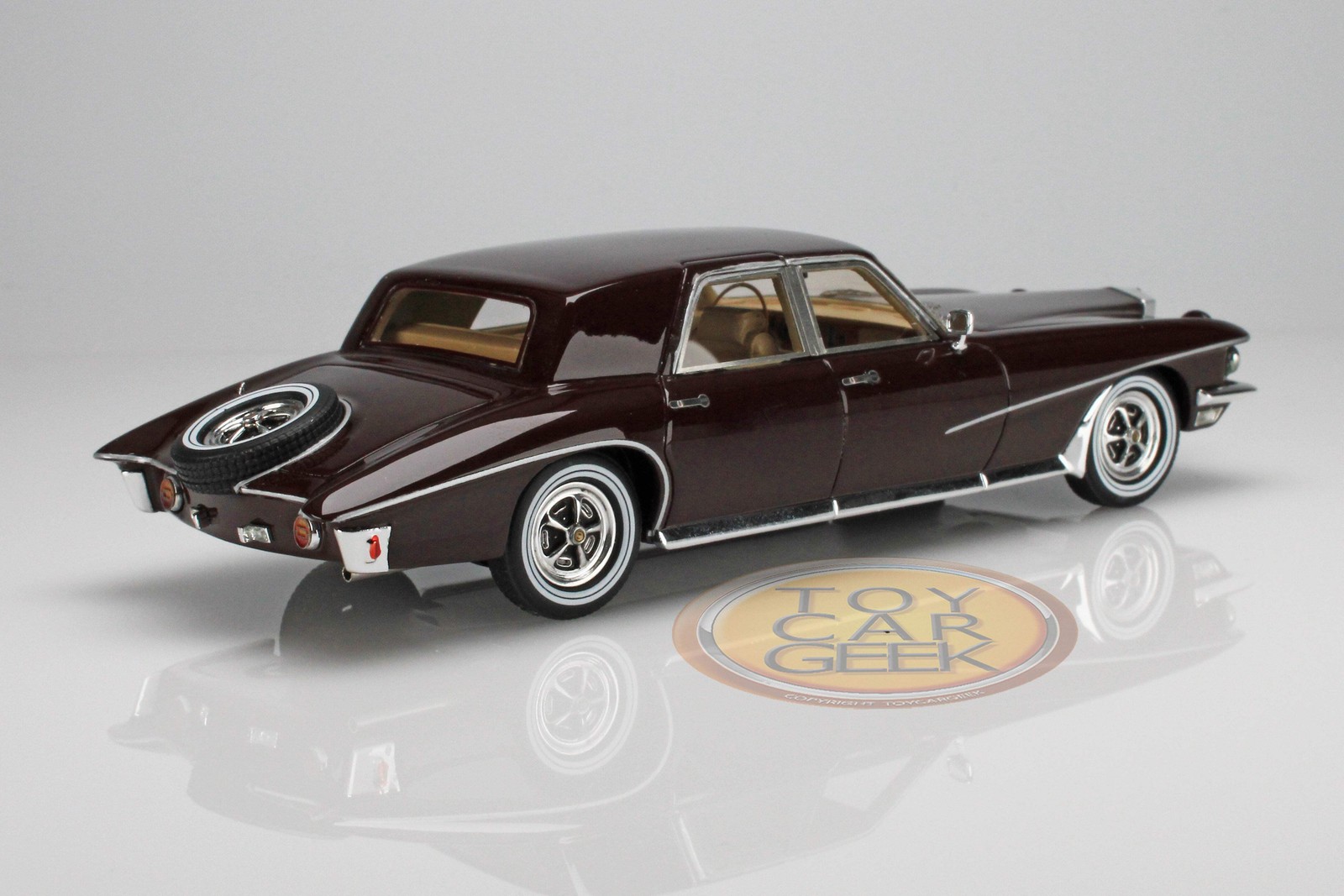 1971 Stutz Duplex Sedan 1:43 Matrix Scale Models MX41804-081 – 03