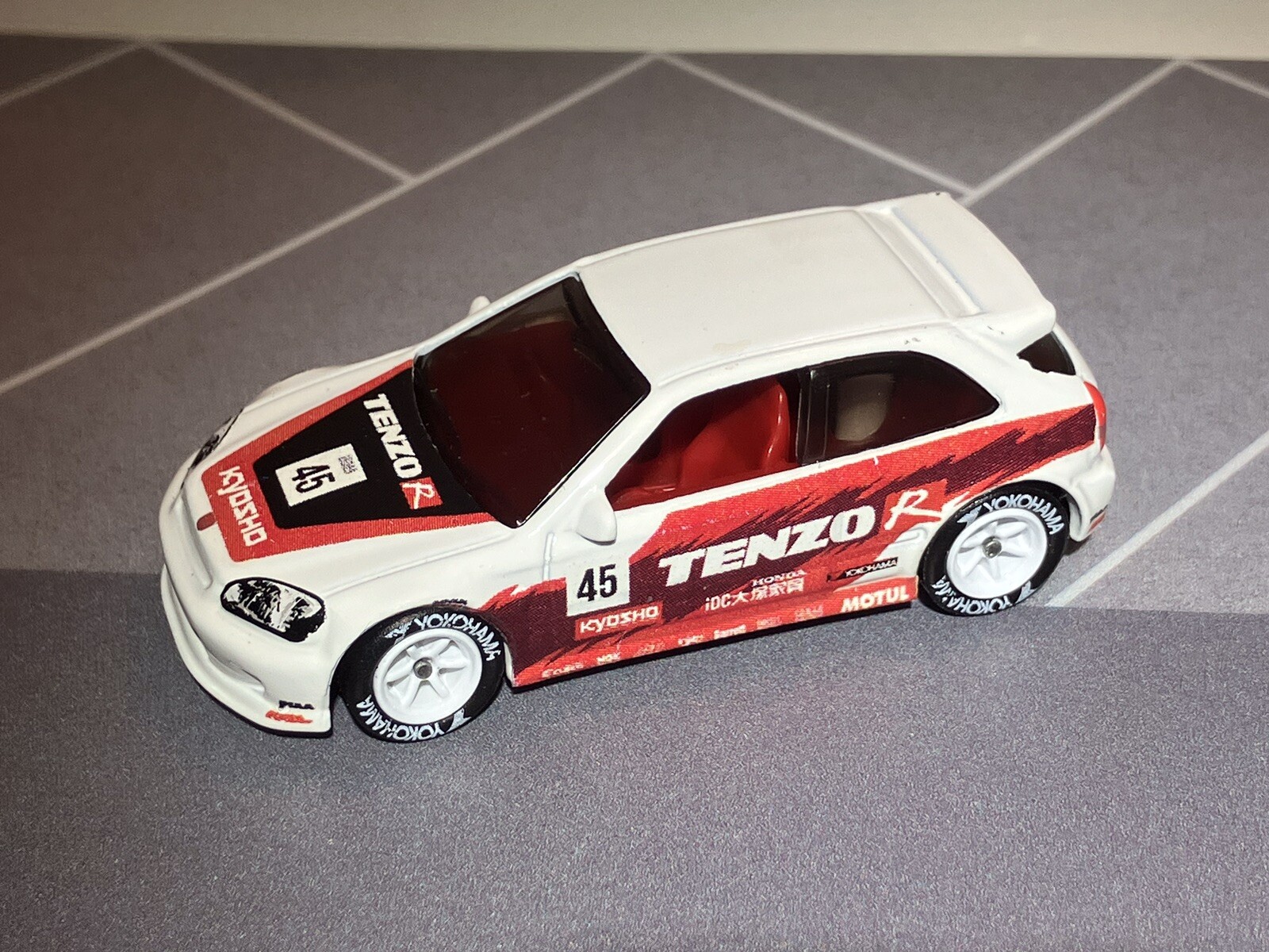 1/64 Custom Hot Wheels 1999 HONDA CIVIC TYPE R (EK9) w/real riders TENZO Custom