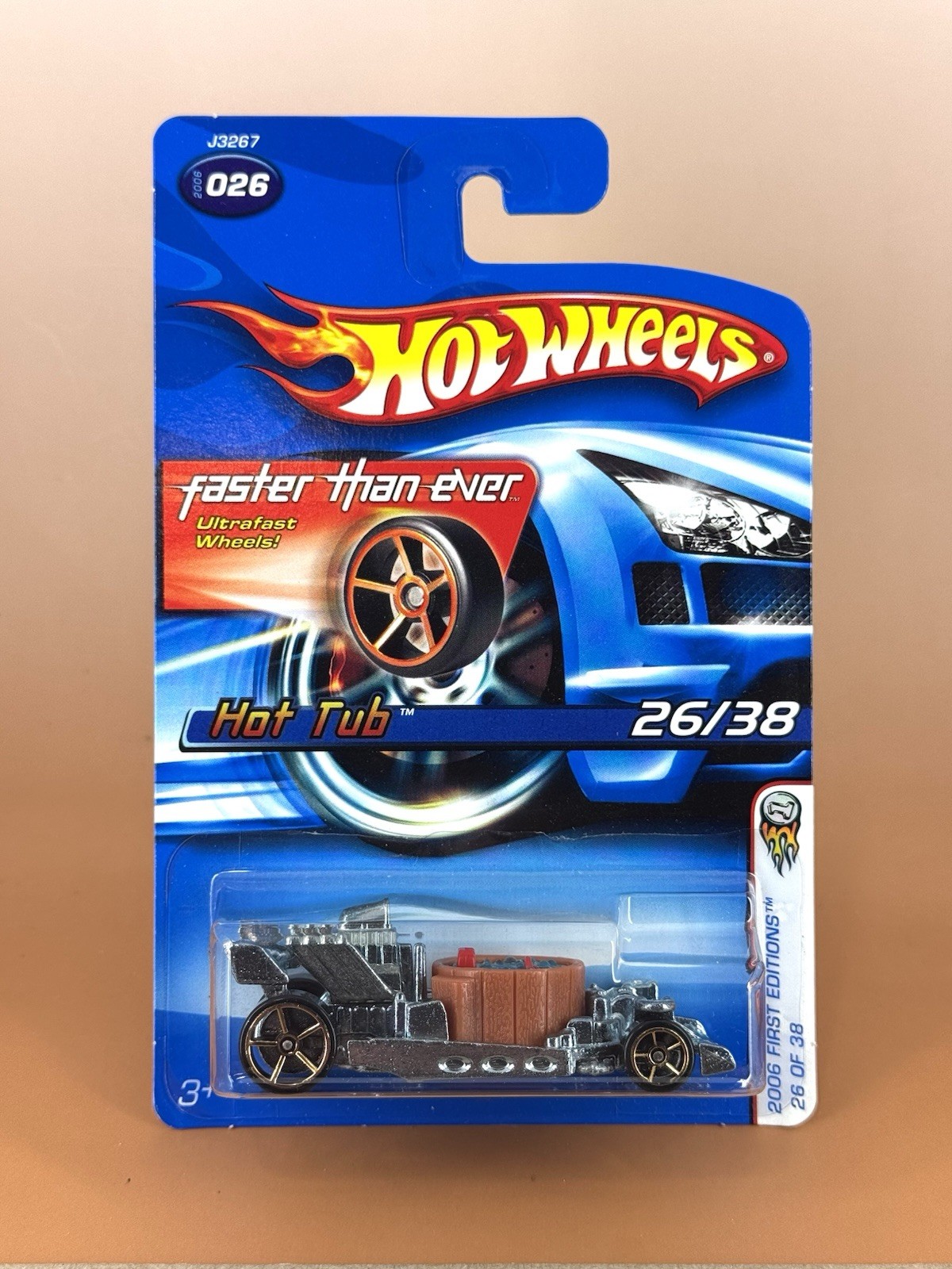 Hot Wheels 2006 First Editions HOT TUB Tan (lot of 2) w/FTE & 5s wheels 26/38