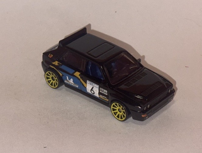 HOT WHEELS Loose Lancia Delta Integrale (Black Version)