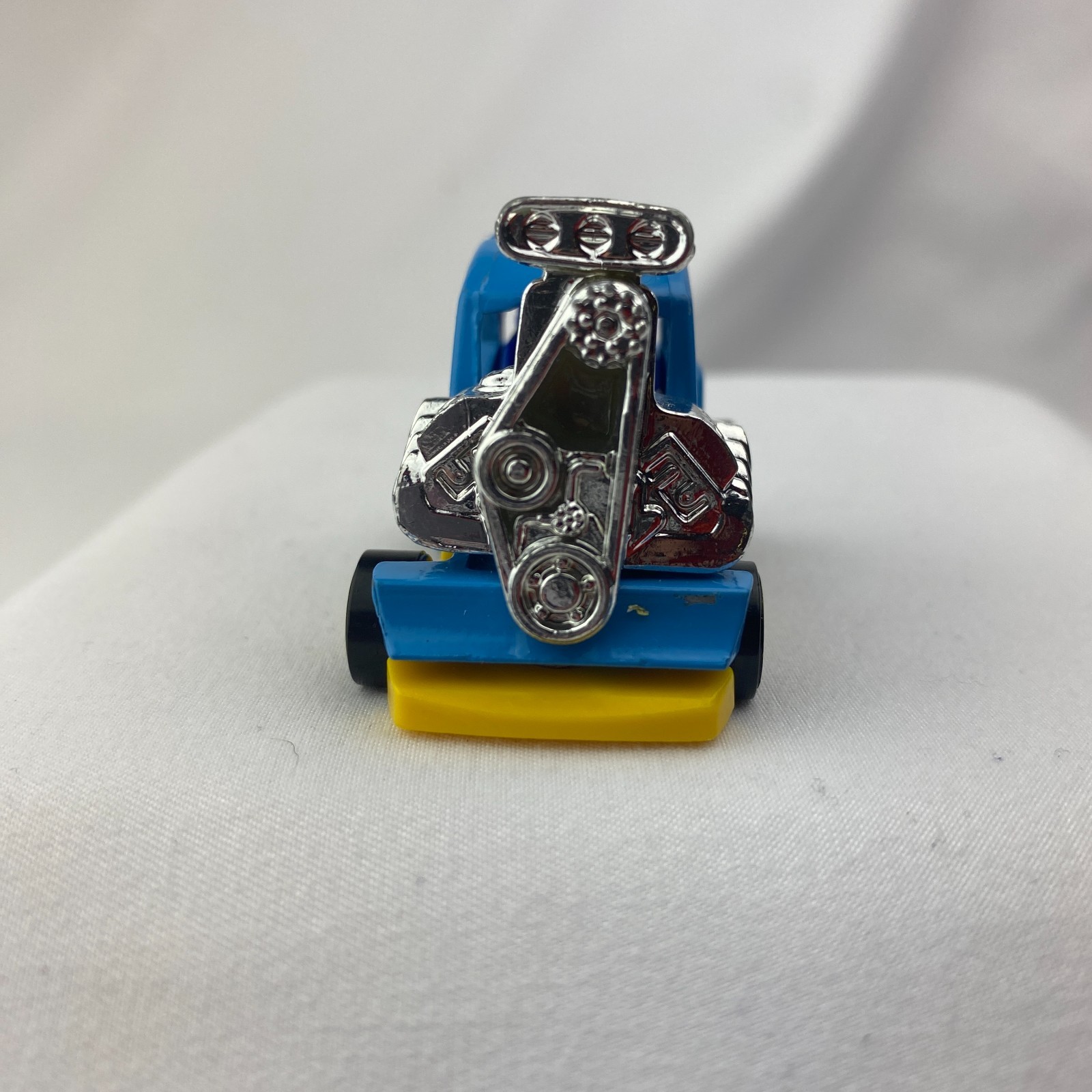 2014 Tee’d Off 2 Blue And Yellow – Loose Mattel Hot Wheels Diecast 1:64