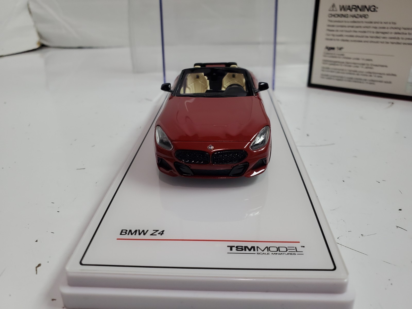 TSM Model 1:43 BMW Z4 RED – Open Box – Damaged Case