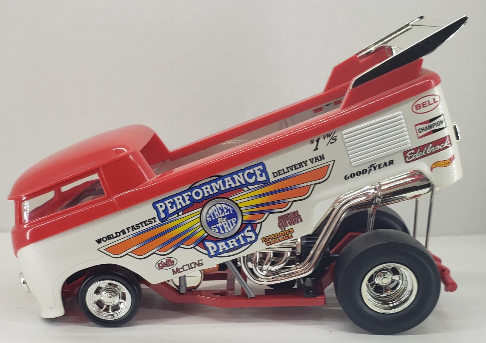 Red & White Volkswagen Bus Dragster by HotWheels [kw356]