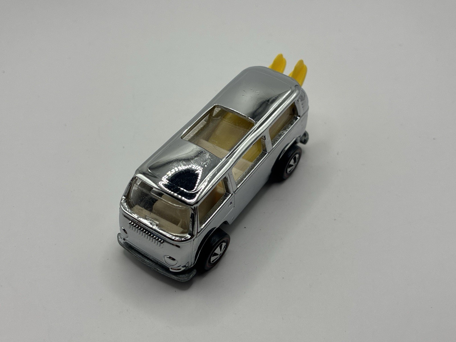 Hot Wheels Redlines Volkswagen Beach Bomb rear loader SAL reproduction chrome