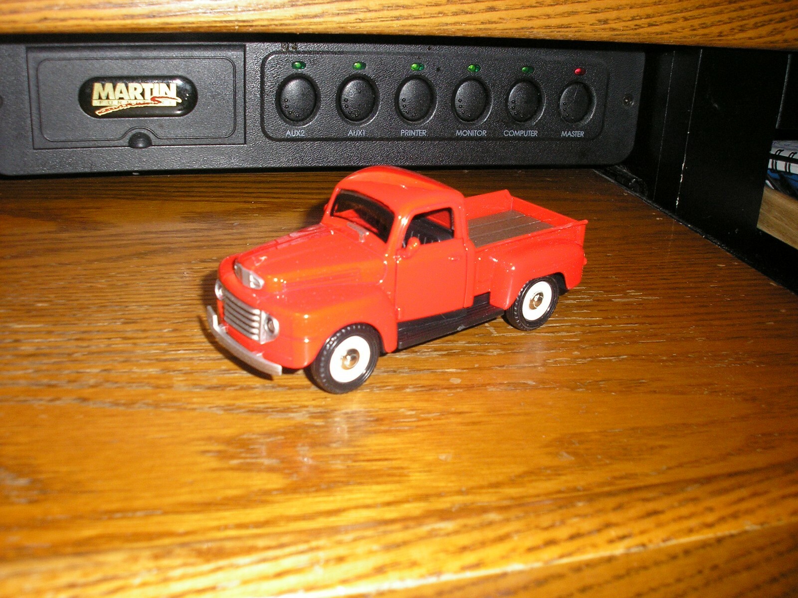 Vintage 4″ Nice 1940’s Ford F-100 Pickup Truck Red w/ Pull Back Action Free SHIP