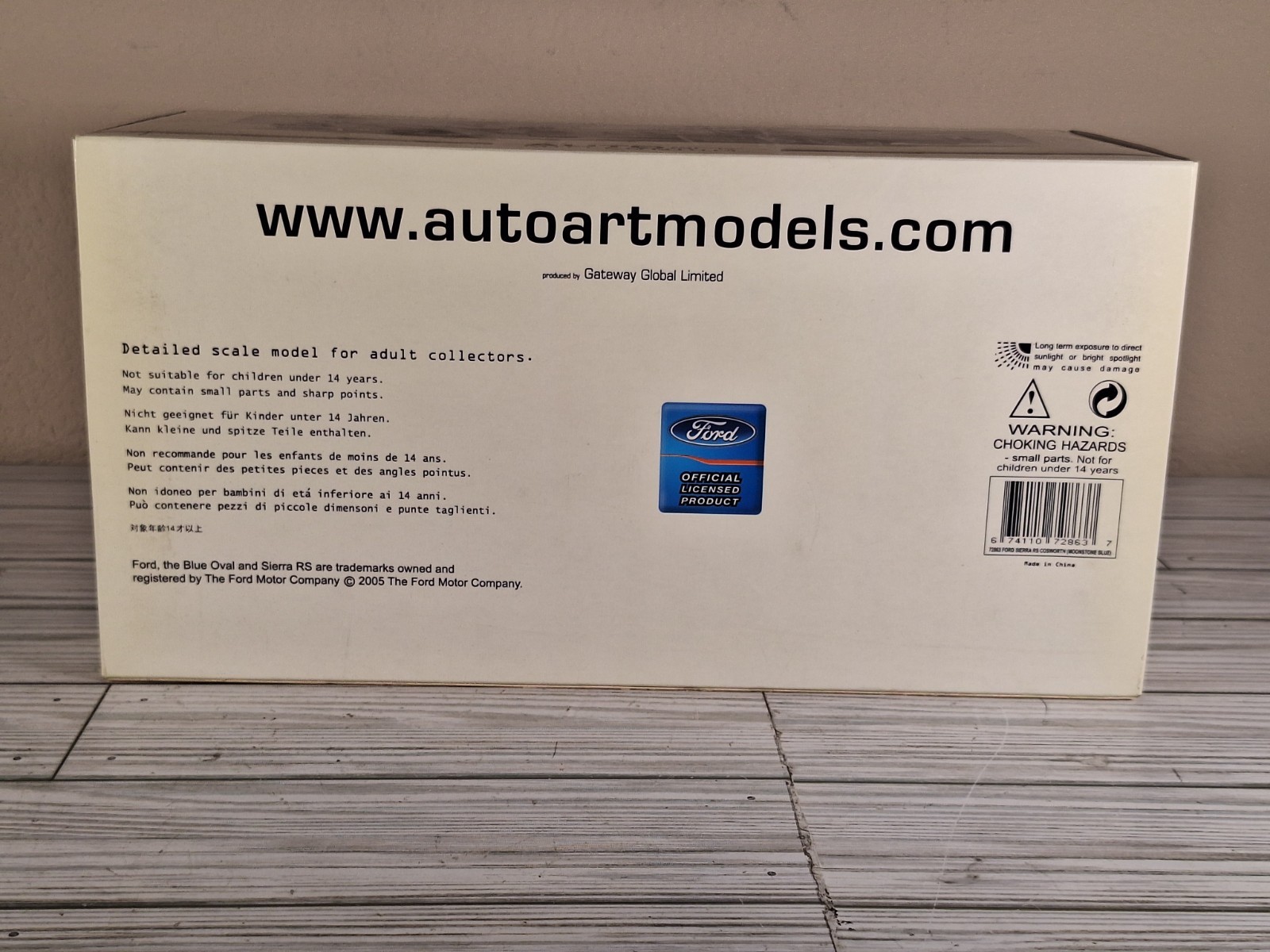 Autoart Millennium Ford Sierra Rs 500 Cosworth Rs500 1/18 Scale Diecast Model