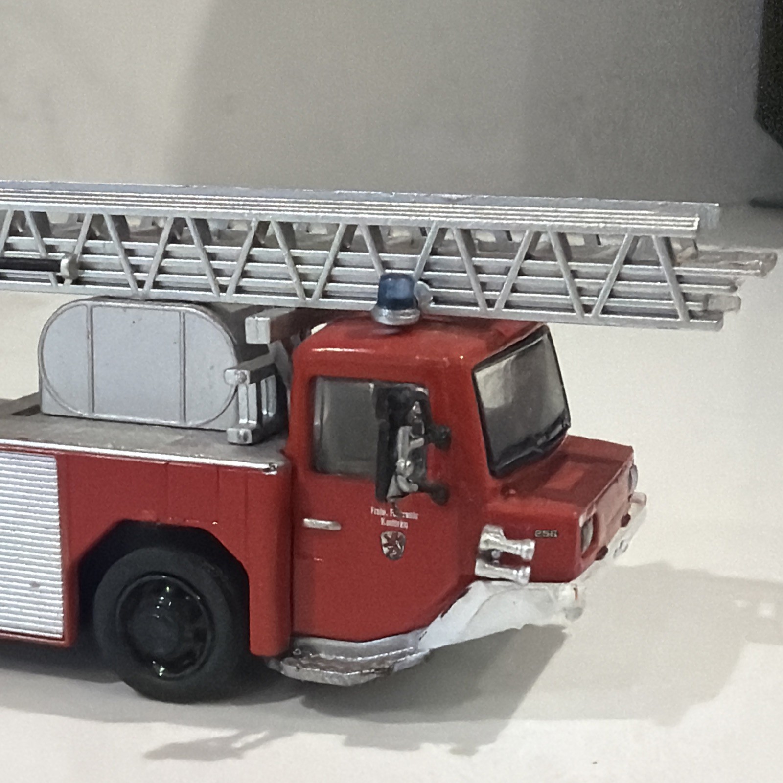 DLK 23-12 Iveco Magirus Fire Brigade Truck/Lorry Model Toy Diecast DeAgostini
