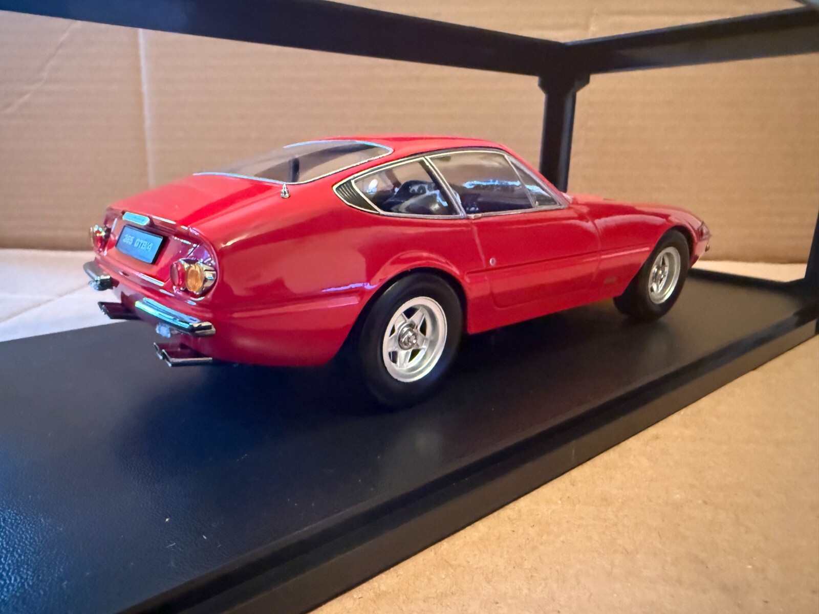 Ferrari 365 GTB/4 Daytona Coupe Series 2 1971 red 1:18 KK-Scale