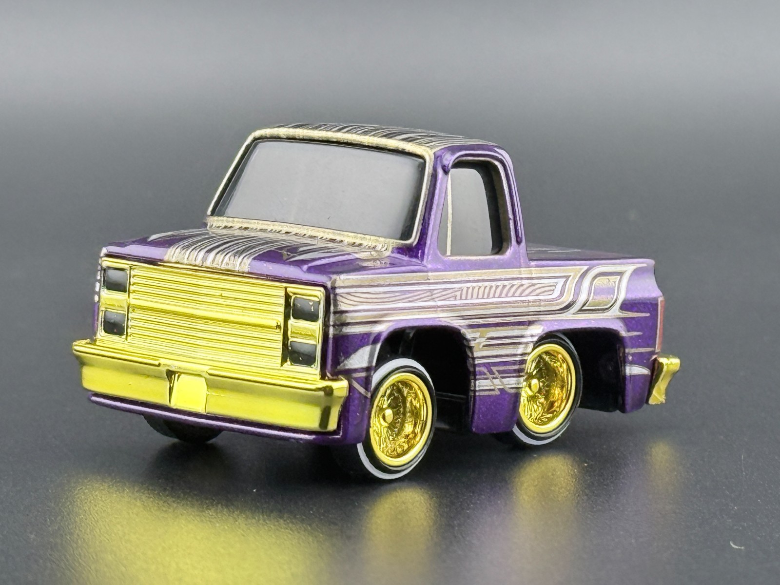 CarTuned 1987 Chevrolet C10 (Lowriders) Purple #06 Mijo Exclusive Series 1 1/64