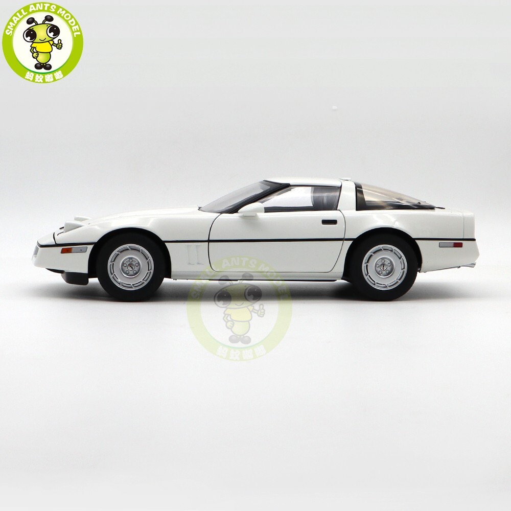 1/18 Autoart 71243 Chevrolet Corvette C4 1986 Diecast Model Car Gifts For Father