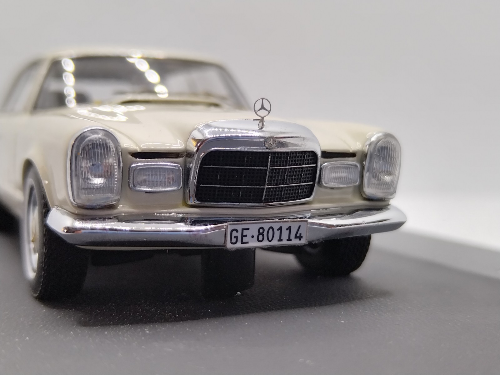 MATRIX 1/43 Frua Mercedes Benz 230SLX Shooting Brake 1966. Wow Rare!