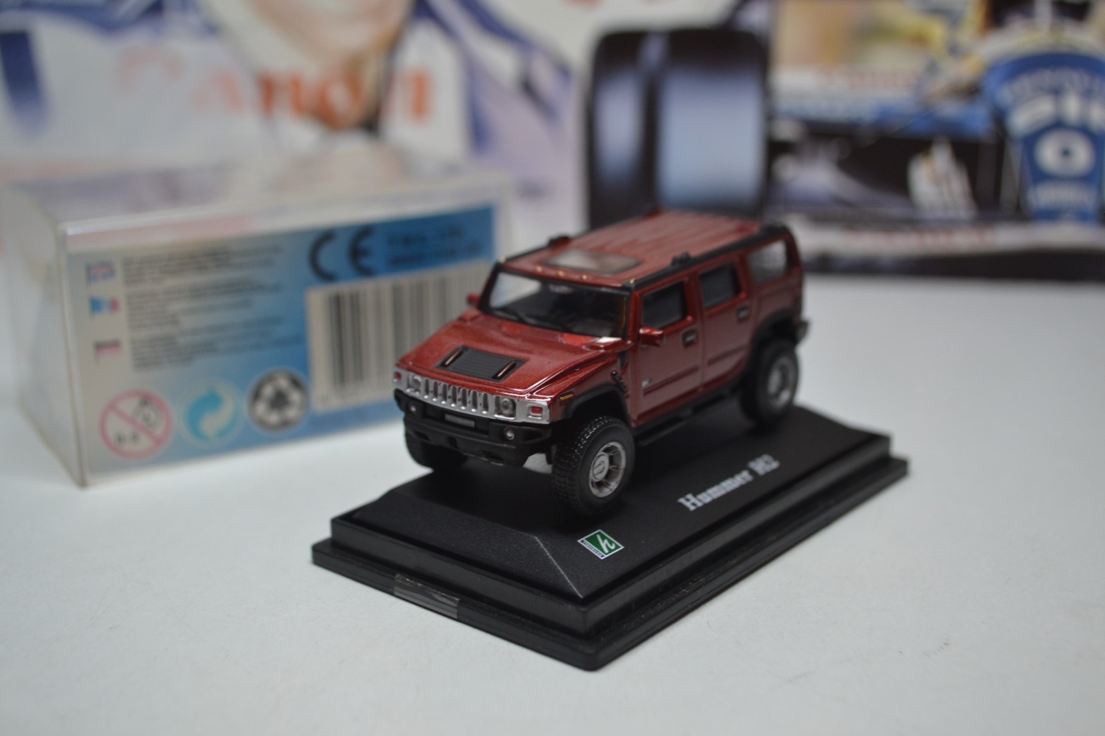 CARARAMA MODELS – hummer h2 – metalic red – 1/72 SCALE 00 GAUGE MODEL CAR