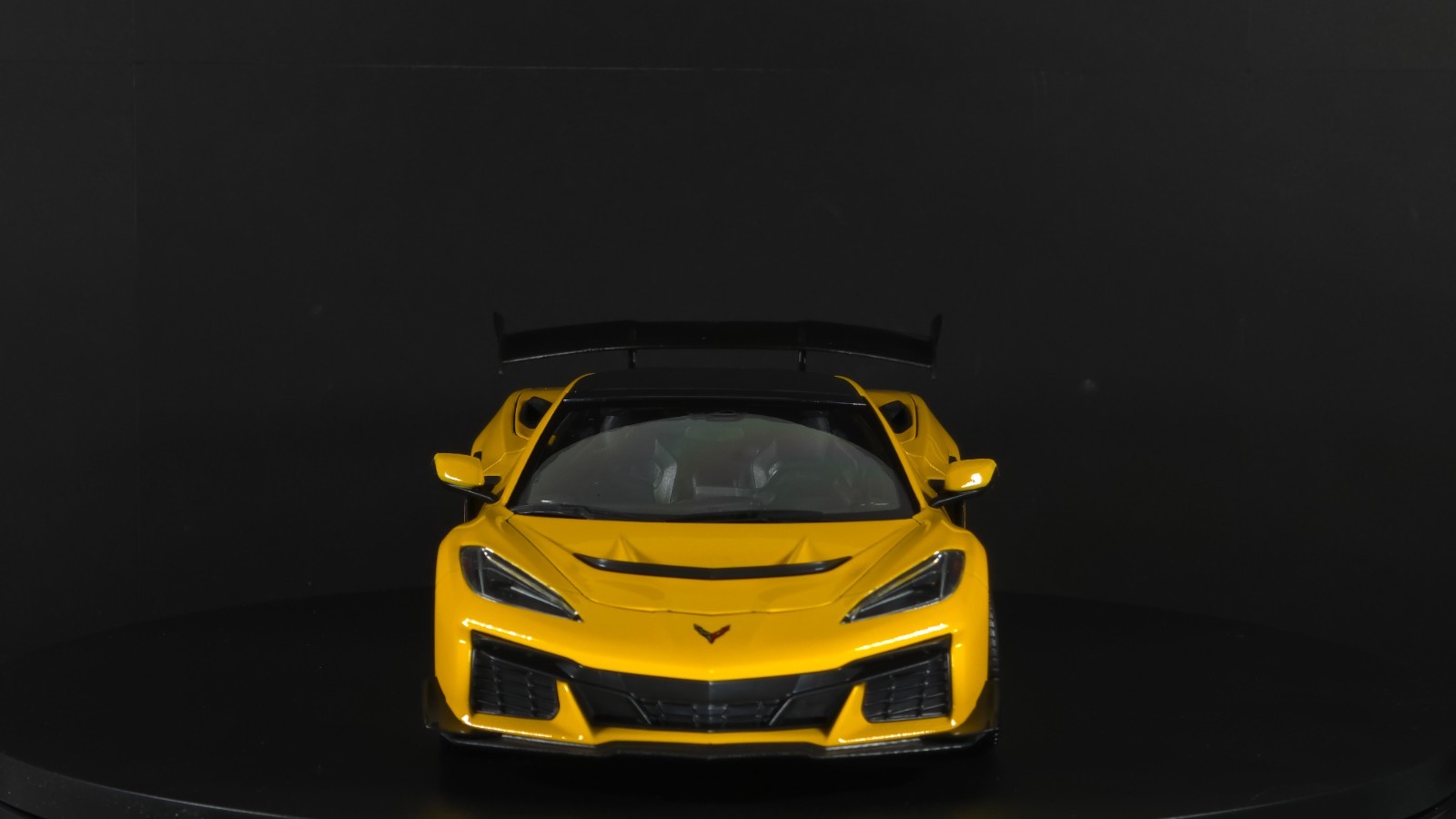 Corvette ZR1 Coupe 1:18 Maisto Exclusive Style Special Edition