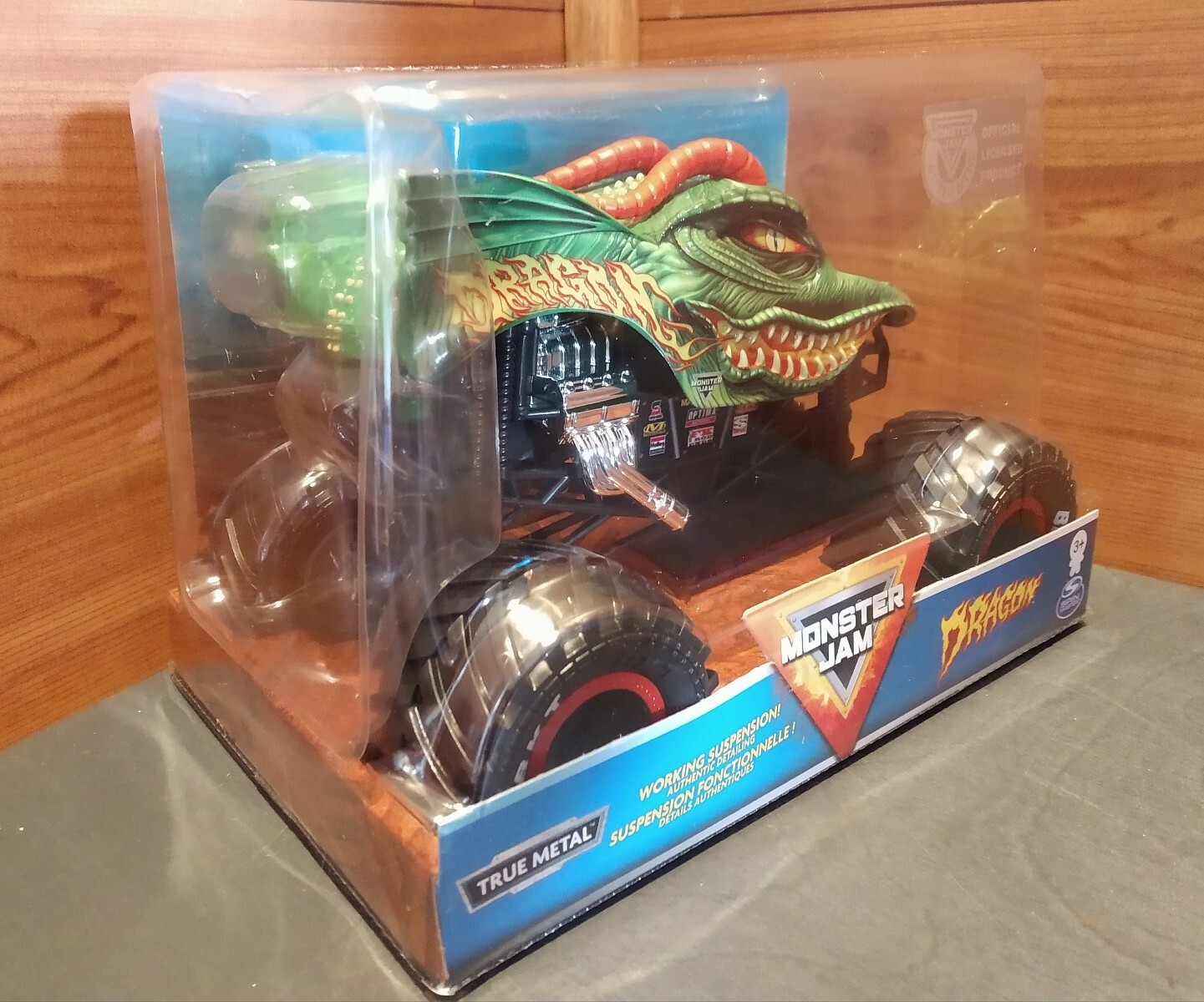 NIB MONSTER JAM 2020 “DRAGON” TRUE METAL™ 1/24 DIE-CAST BY SPINMASTER