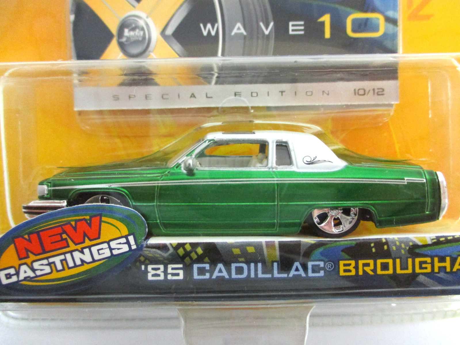 JADA – DUB CITY OLD SKOOL – 1985 CADILLAC COUPE DEVILLE BROUGHAM LOWRIDER – 1/64
