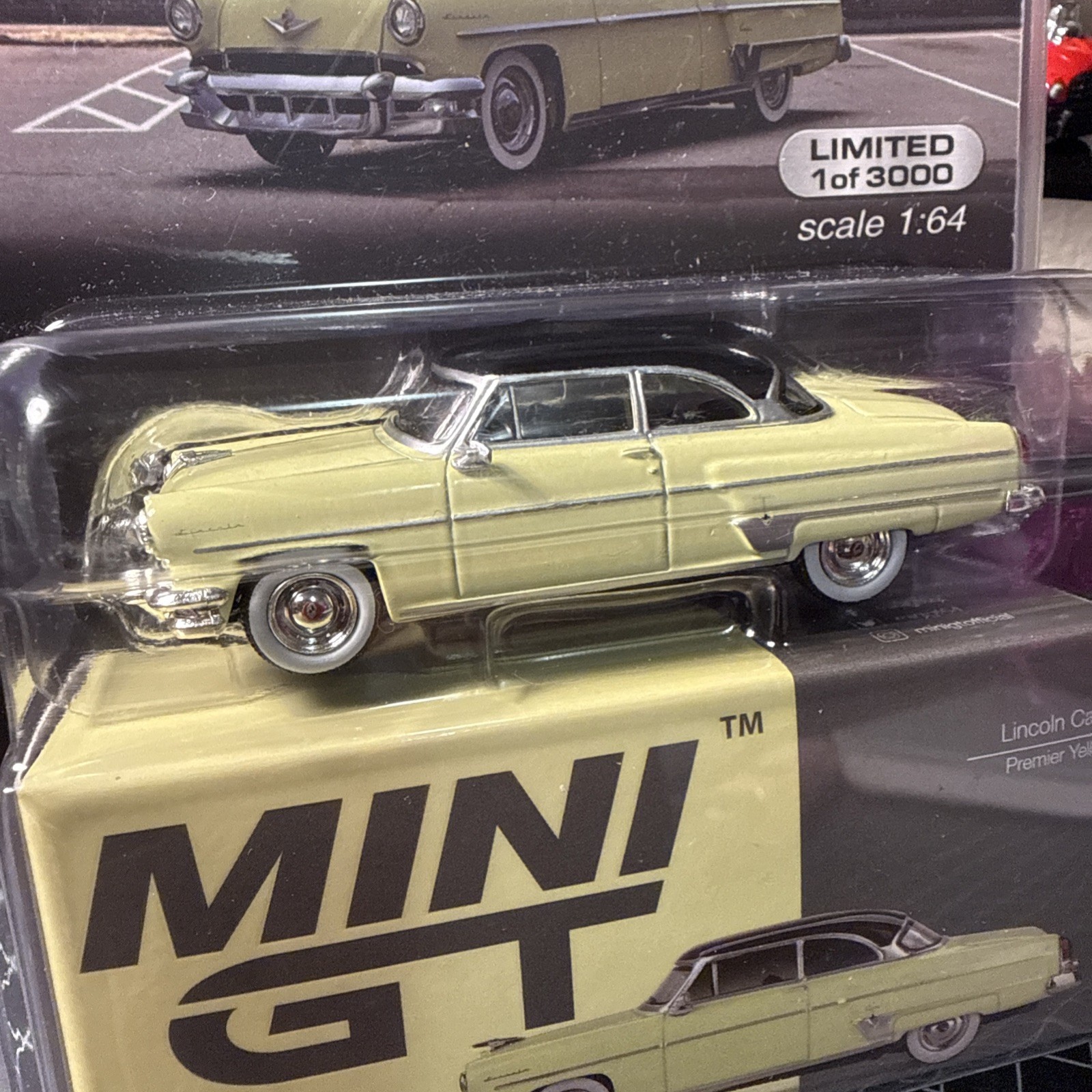 Mini GT 1:64 Lincoln Capri 1954 Premier Yellow #561 Dolly’s Diner