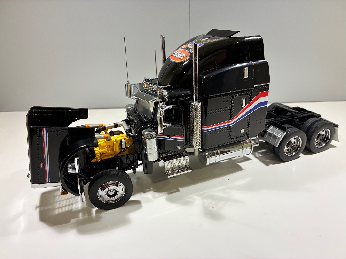 Franklin Mint PETERBILT 379 W/ Refrigerated Trailer 1/32 scale – RARE, VINTAGE