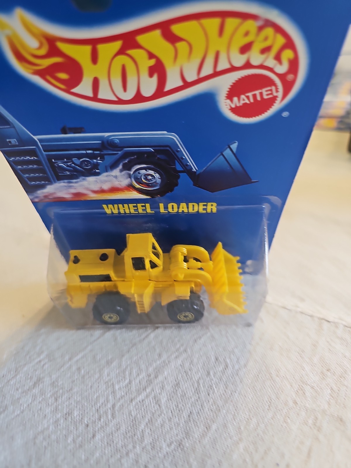 1992 Hot Wheels WHEEL LOADER No. 1173. Collector # 3