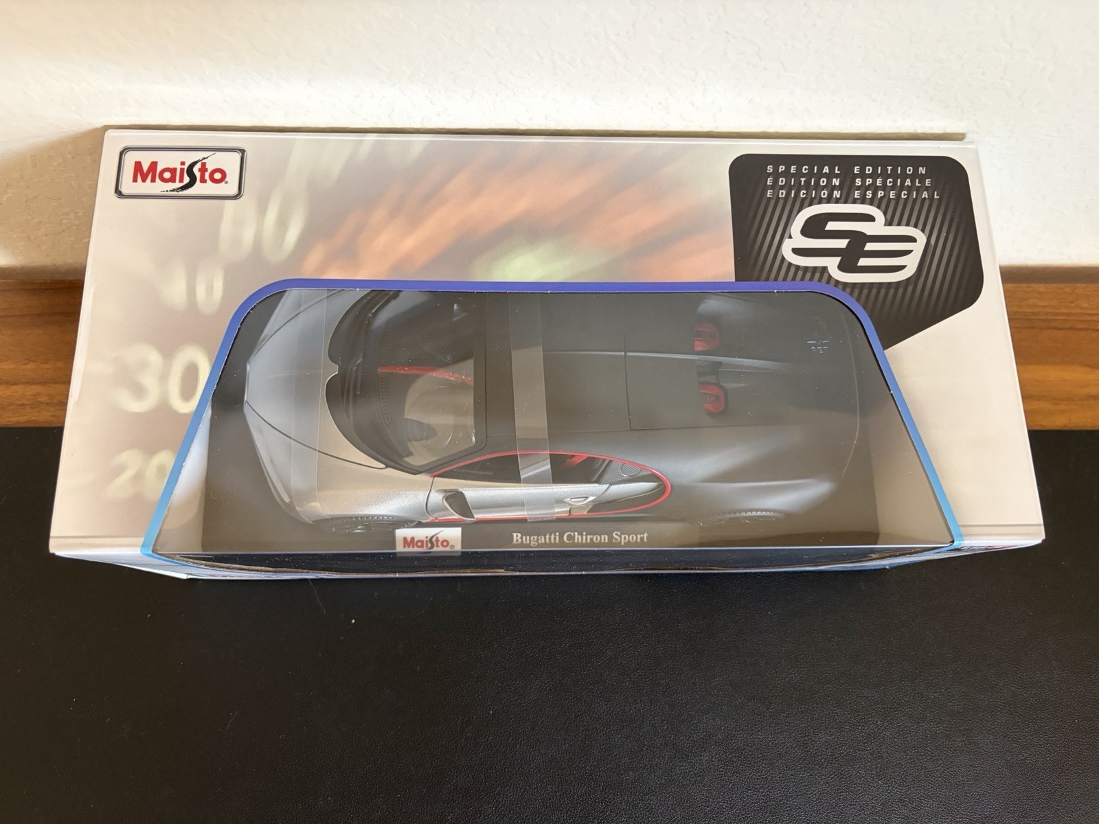 NIB Masito Bugatti Chiron Sport 1:18 Exclusive Color Silver And Matt Black
