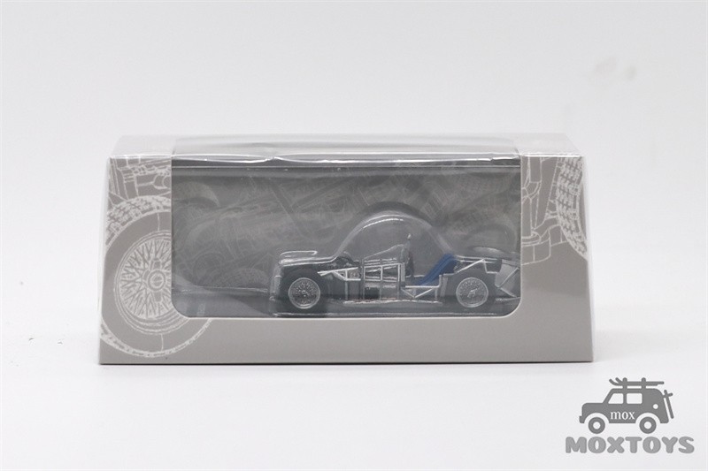 MOTORHELIX 1:64 Spaceframe w/ Engine Collector’s Vehicle Model Car