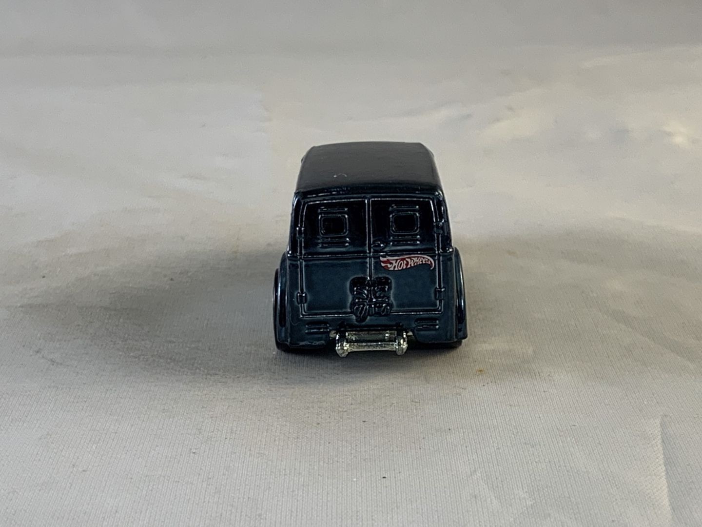 Hot Wheels Anglia Panel Truck 2006 Classics Dark Blue GY5SPs