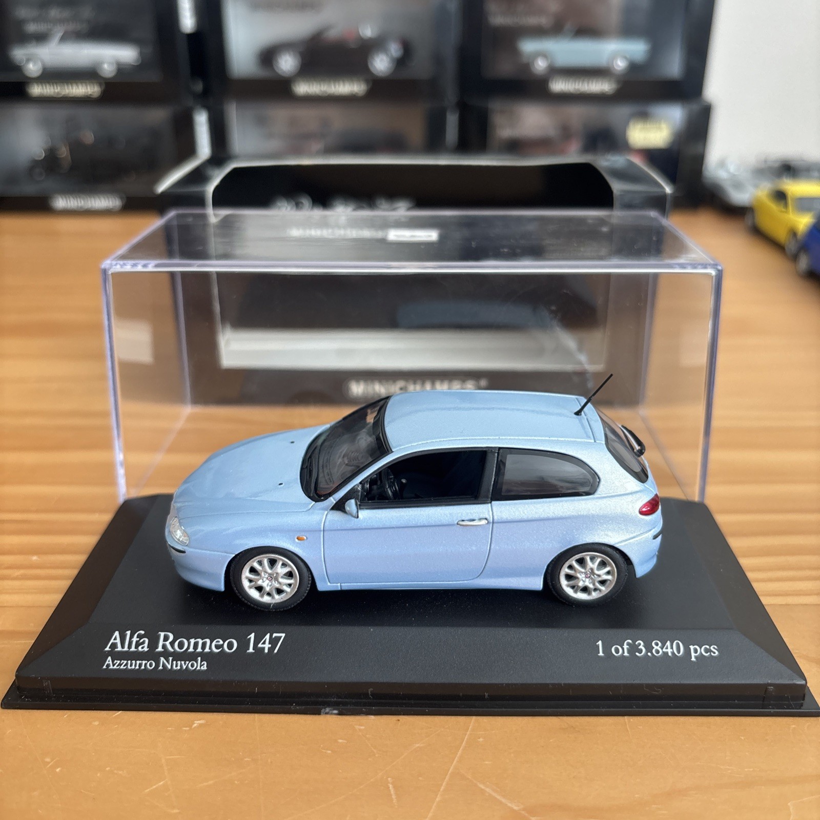 1:43 Minichamps Alfa Romeo 147 Azzuro Nuvola 2001 Light Blue Metallic 120001