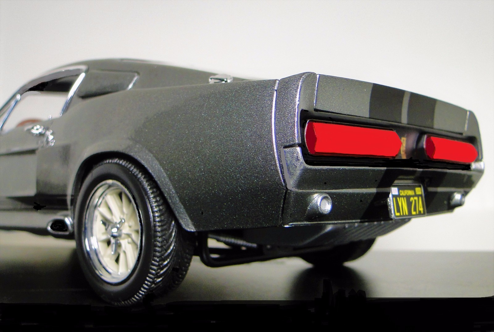 Ford Mustang Classic Custom Built Metal Model 1 18 Hot Rod 12 Race Car GT 24