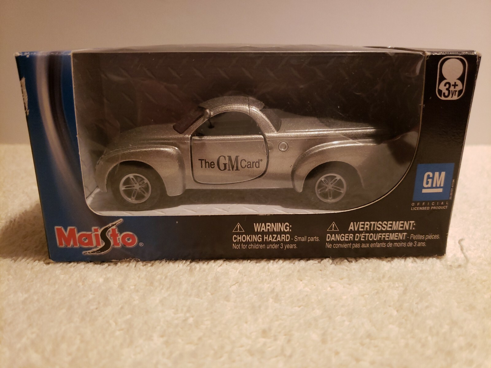 Vintage Maisto Car Die-Cast Special Edition Officially Licensed Metal GM CARD