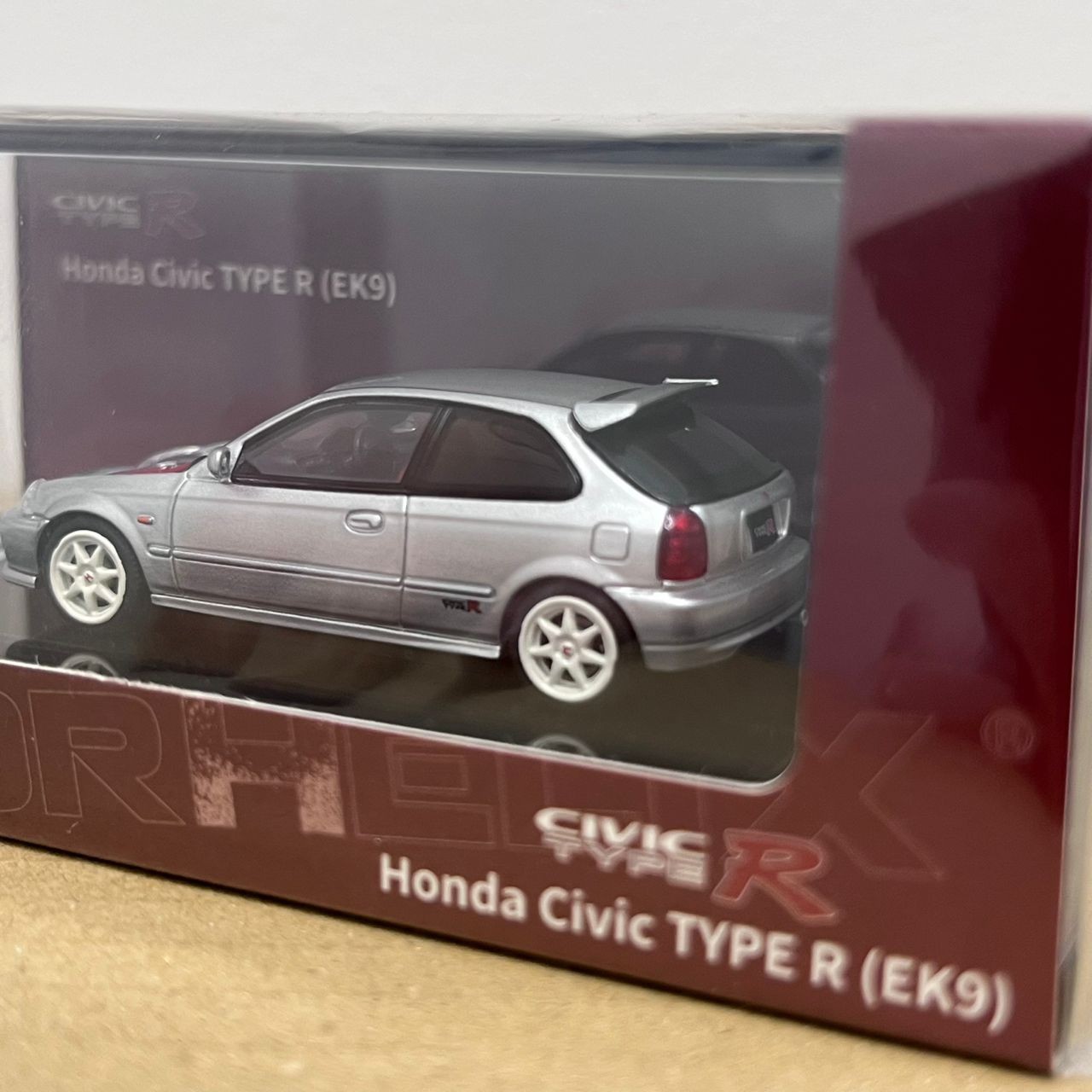 MotorHelix 1:64 Honda Civic Type R EK9 Vogue Silver Metallic MH64-M65004 Sealed