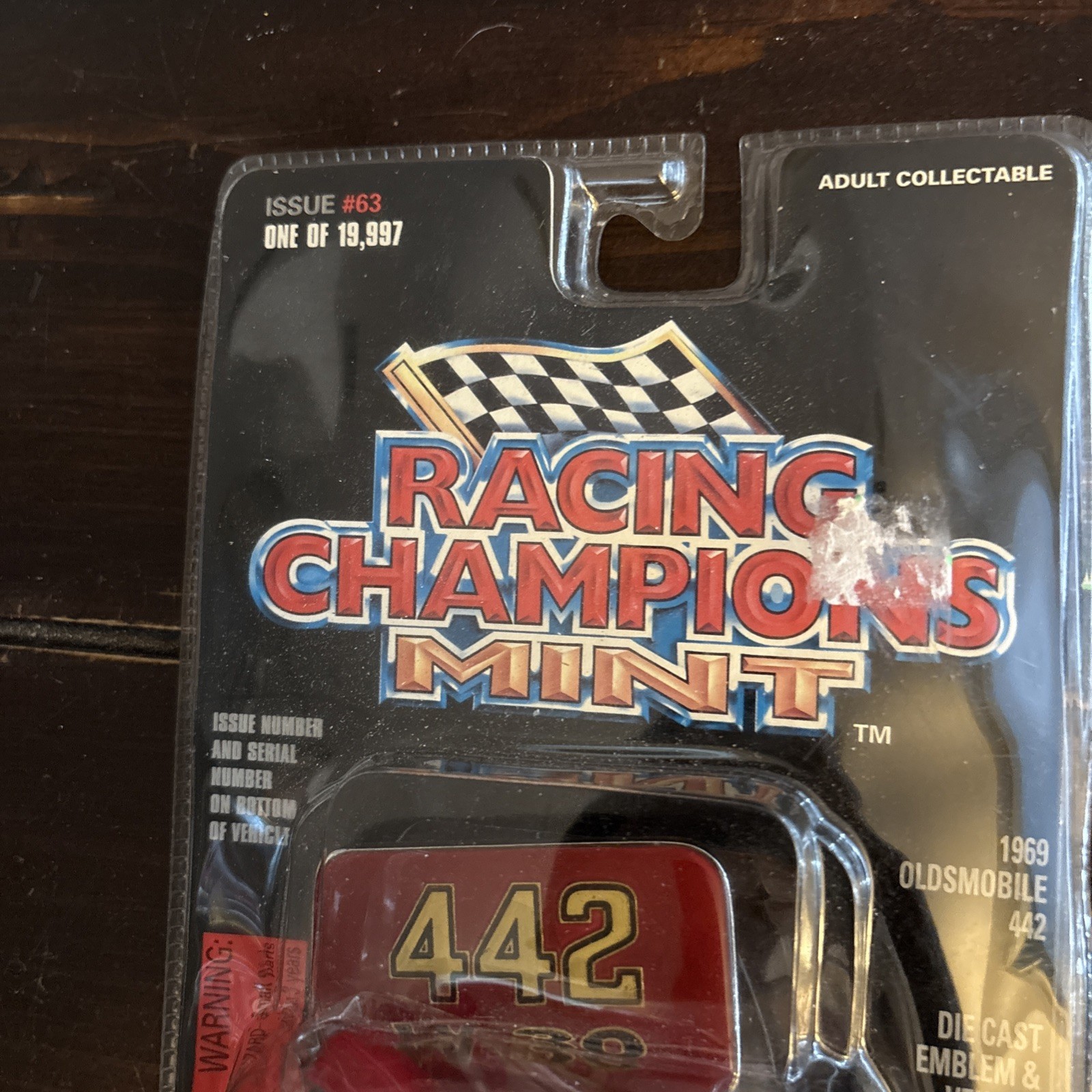 1969 OLDSMOBILE 442 W30 Red ISSUE #63 RACING CHAMPIONS MINT EMBLEM 1997 Damaged