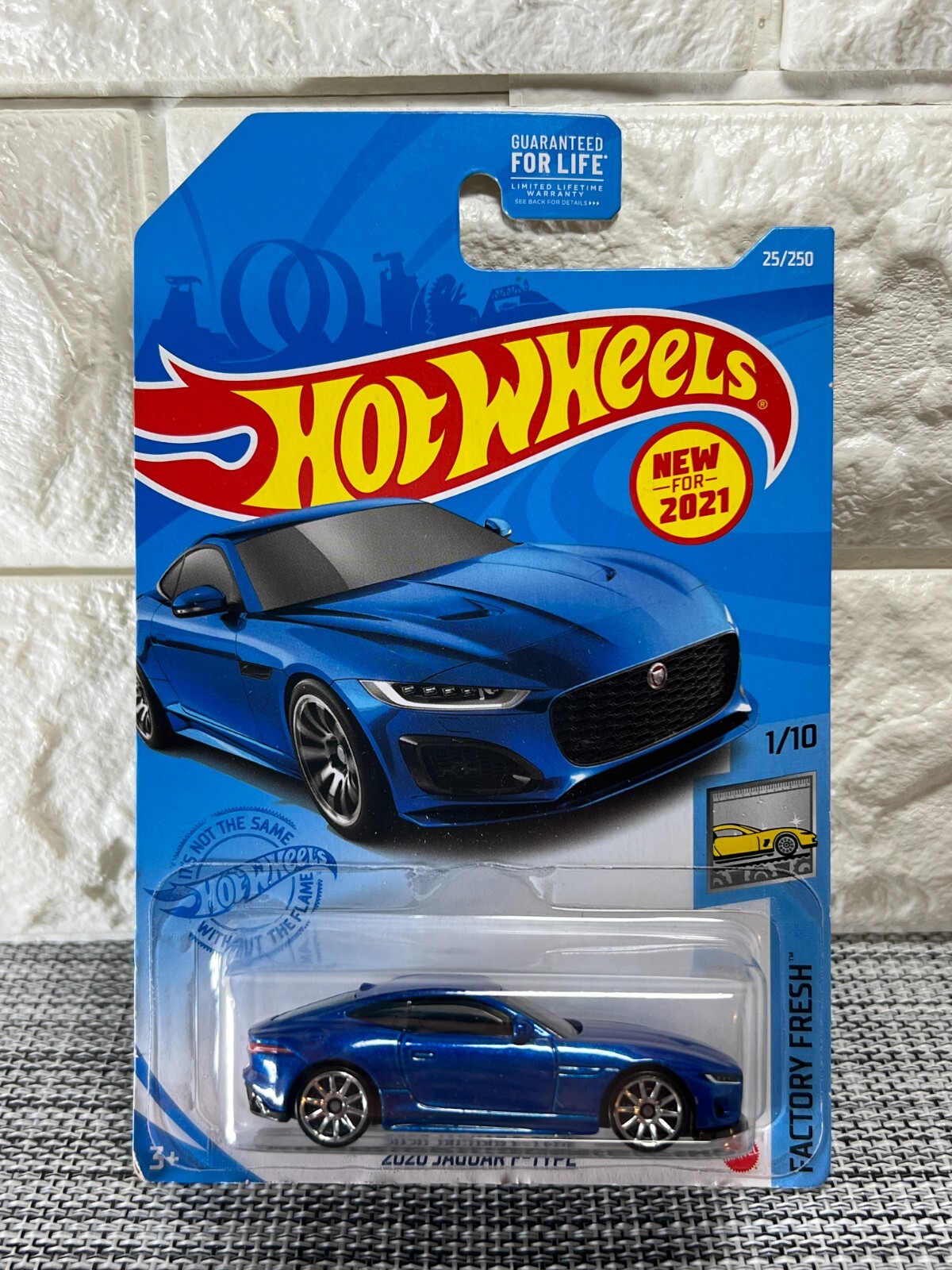 Hot Wheels Factory Fresh 1/10 2020 Jaguar F-Type 25/250 New For 2021 Blue