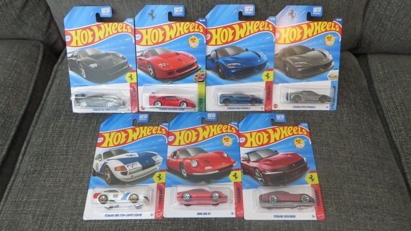 Hot Wheels Ferrari Lot – F40 – Dino – Stradale – 365GTB4 – 12 Cilindri – NEW