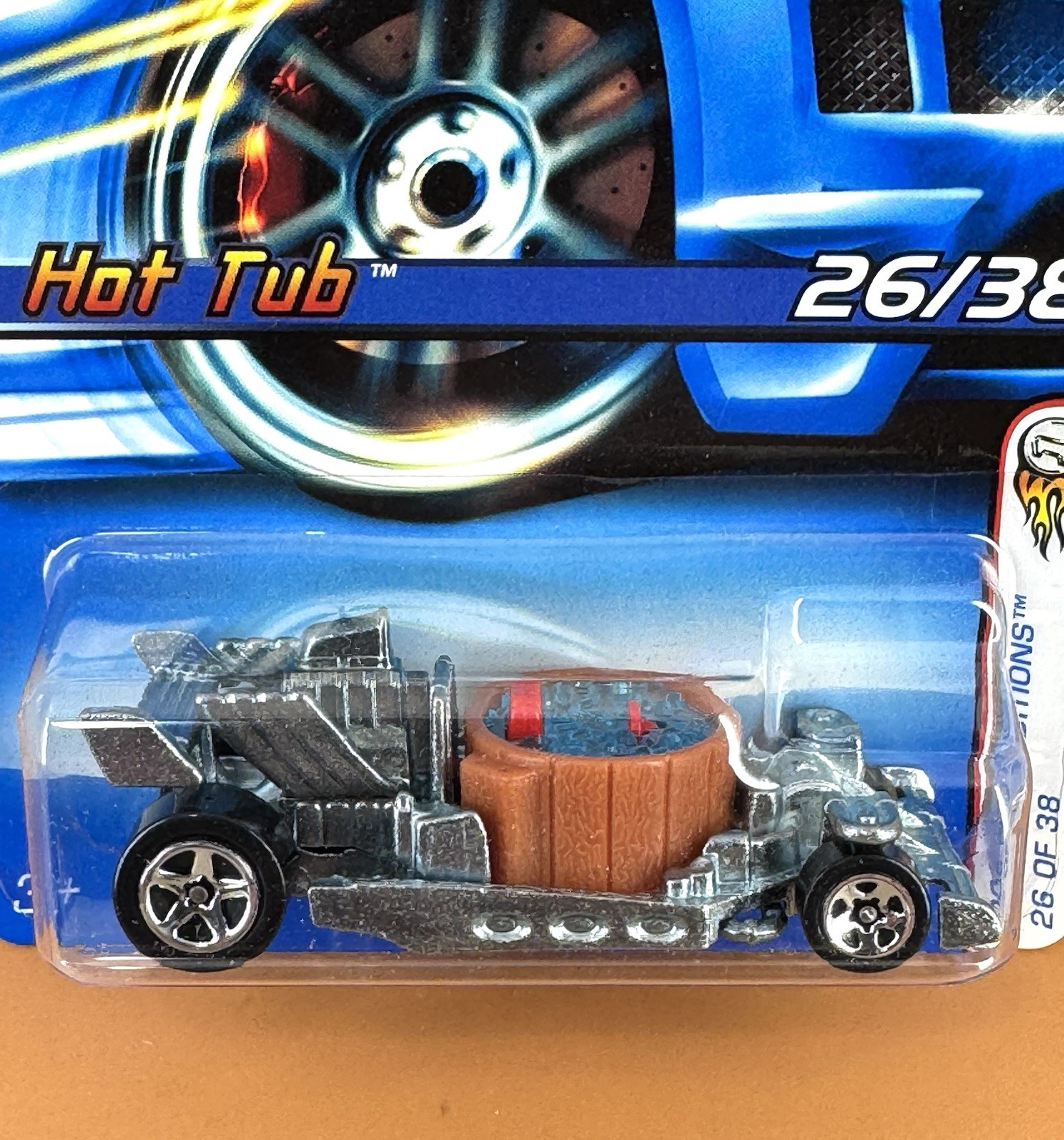 Hot Wheels 2006 First Editions HOT TUB Tan (lot of 2) w/FTE & 5s wheels 26/38
