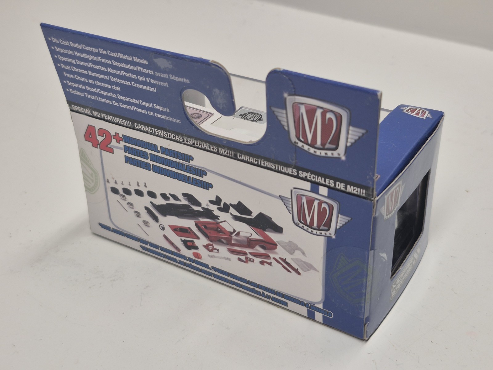 M2 Machines White 1960 Chrysler 300F Castline Mopar Garage R36 #16-40 1 of 5800