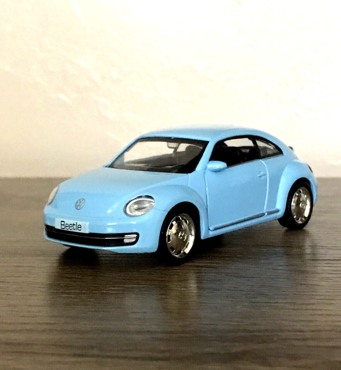 VOLKSWAGEN NEW BEETLE (A5) CAR RARE AQUA BLUE VW ~1/36 DIECAST COLLECTORS MODEL