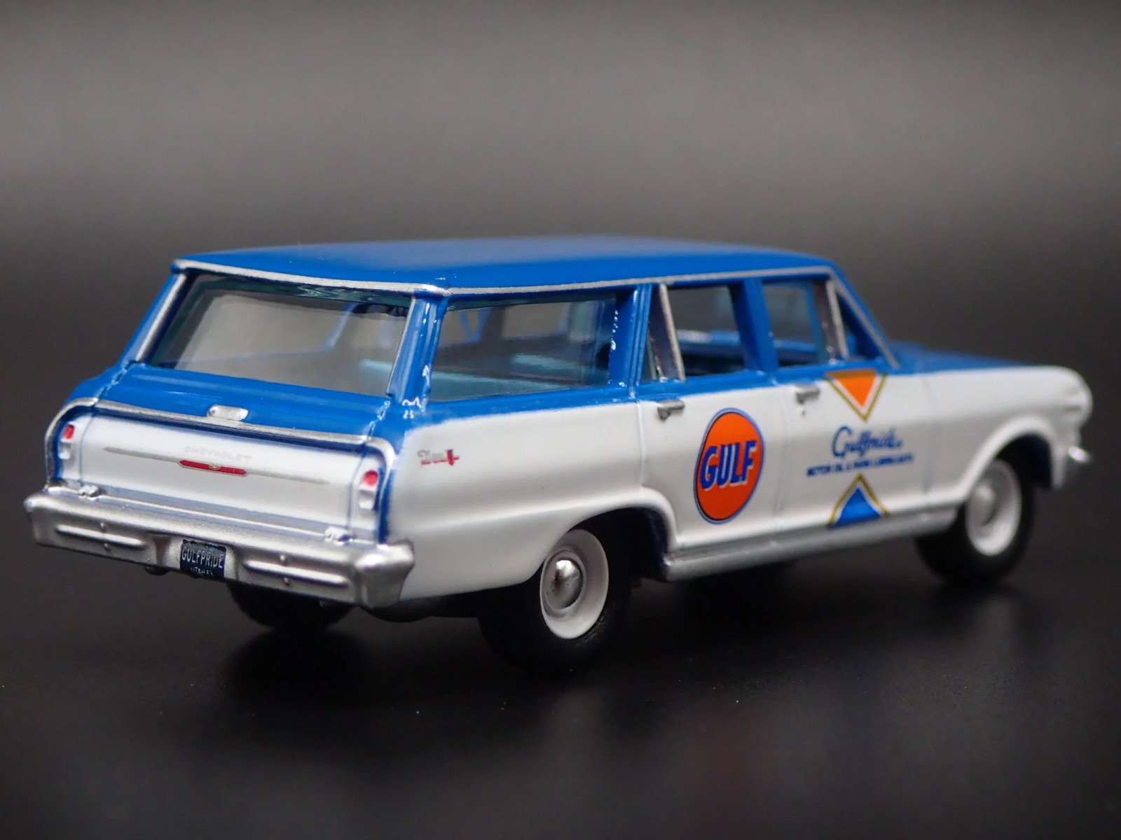 1963 63 CHEVY CHEVROLET NOVA II 400 STATION WAGON 1:64 SCALE DIECAST MODEL CAR