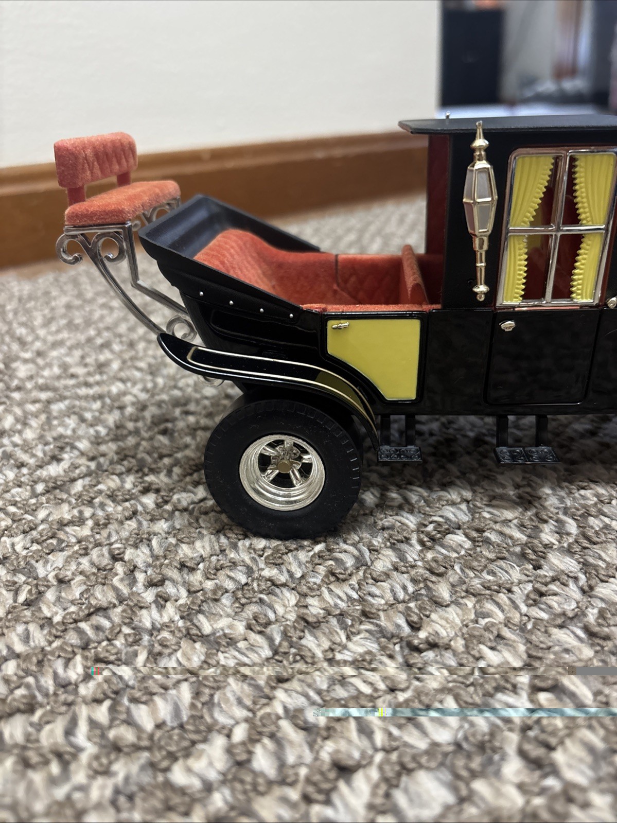 Munsters Koach Black 1:18 Ertl | 33036