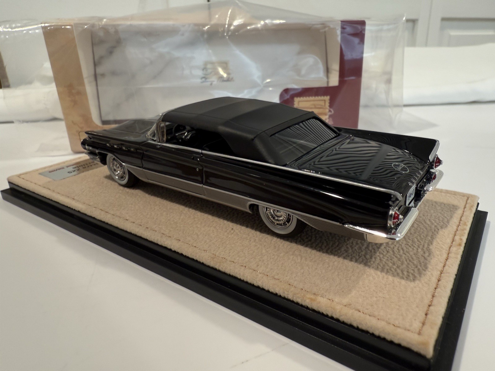 Stamp 1960 Buick Electra 225 Convert Closed Top Black STM603002