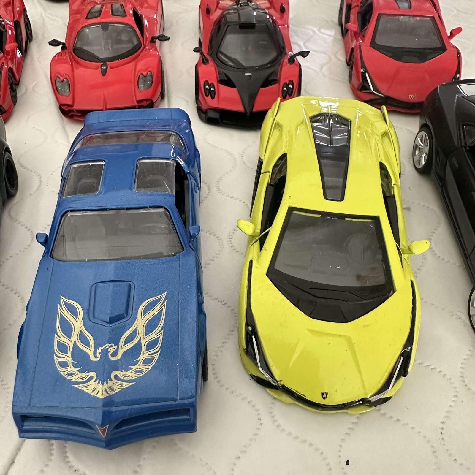 UNI Fortune Kintoy Hot Wheels KINSMART RMZ MSZ City QDiecast Cars 1/36 Lot Of 22
