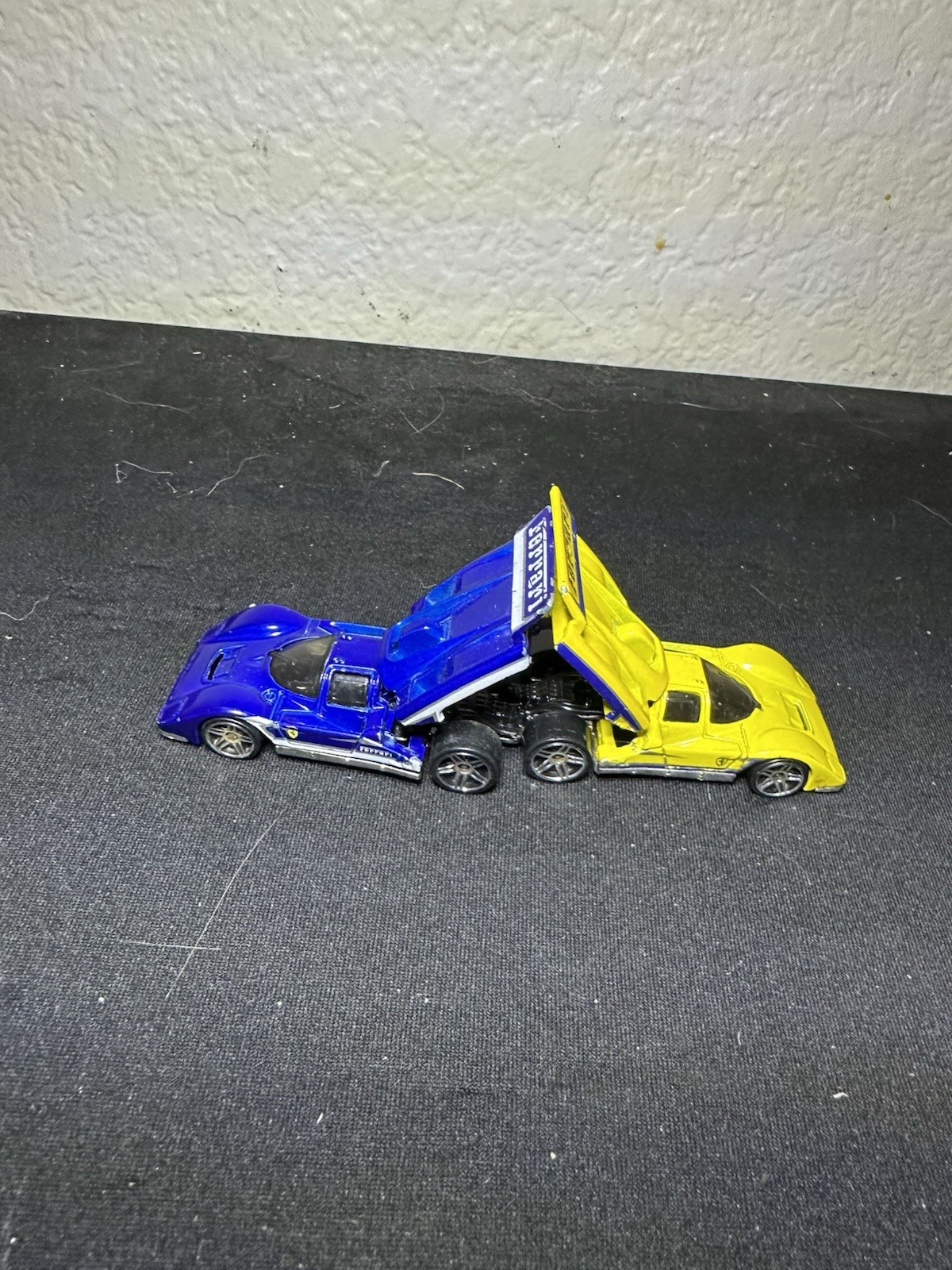 Lot Of 2, Hotwheels Loose Ferrari 512M Opening Hoods Blue And Yellow 2009
