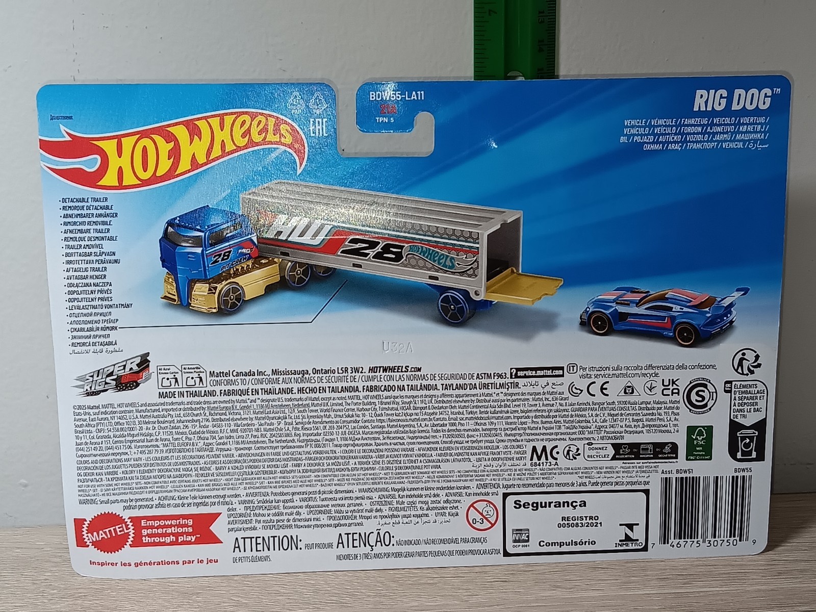 *FREE SHIP* RIG DOG Hot Wheels Super Rigs Diecast Vehicle